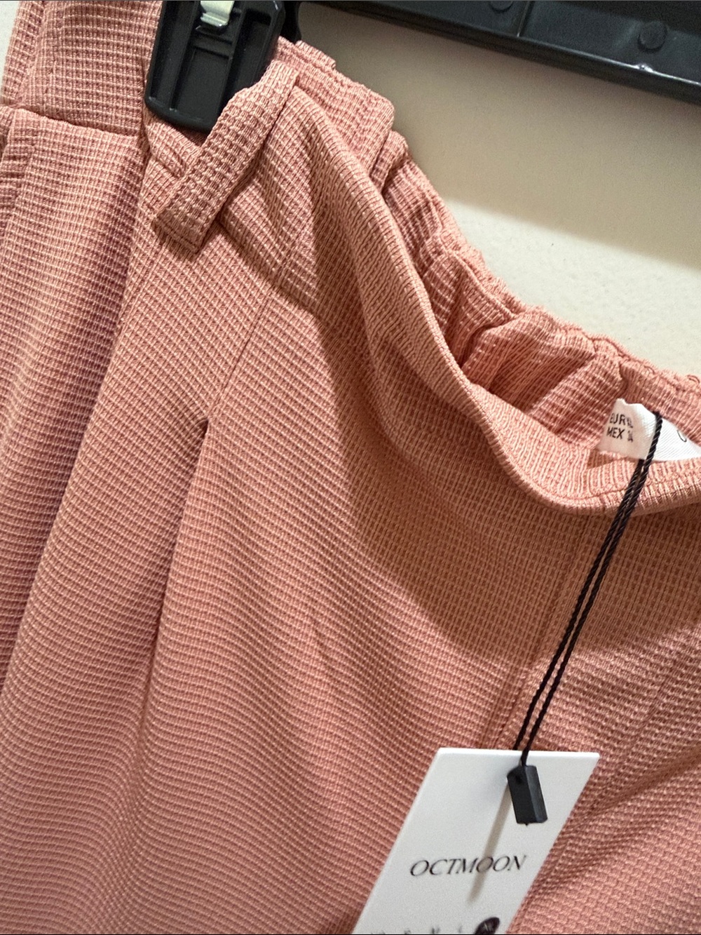 Wide-Leg Pink Pants - Picture 5 of 5